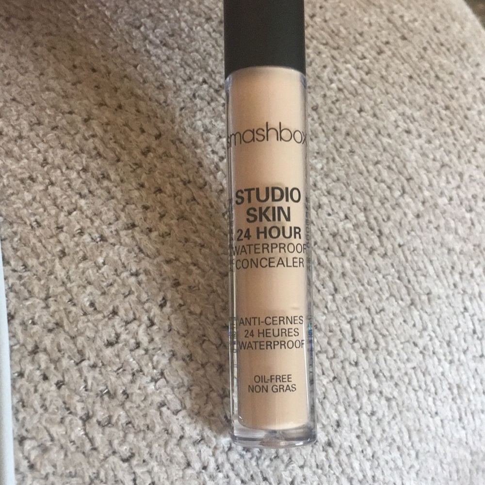 Smashbox studioskin waterproof concealer